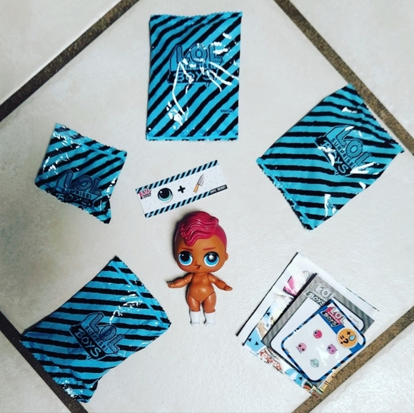 LOL Surprise Dolls Boys Series 1 Smarty Pants (#1) - Picture 2 of 4